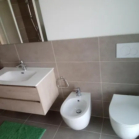 Apartmán Per 4 Persone Con Due Da Letto E Cucina Carrù