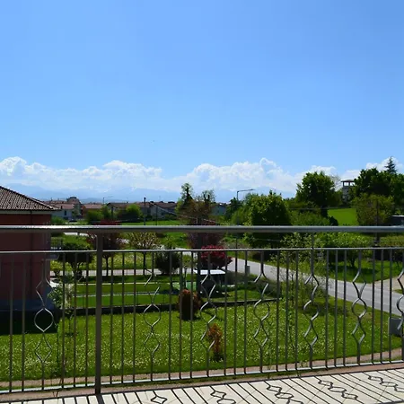 Apartment Per 4 Persone Con Due Da Letto E Cucina Carrù