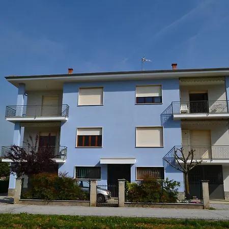 Per 4 Persone Con Due Da Letto E Cucina Apartment
