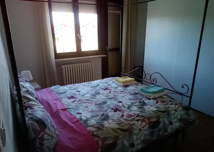 Per 4 Persone Con Due Da Letto E Cucina Апартаменты Carru
