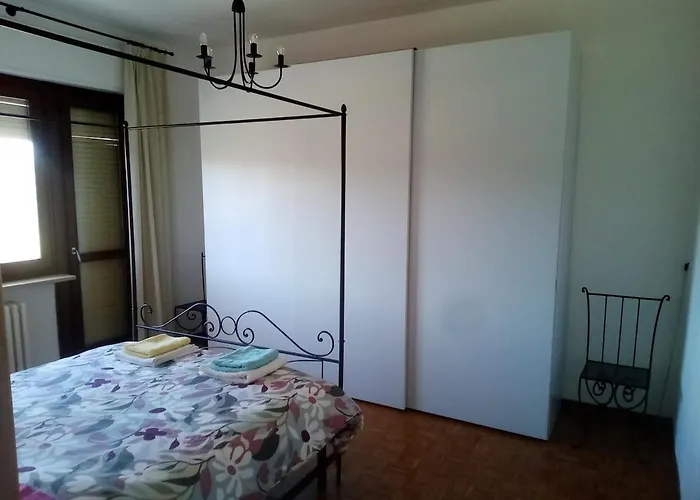 Per 4 Persone Con Due Da Letto E Cucina Carru